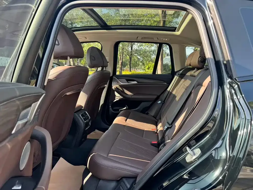 BMW X3 2022 из CN, фото 3