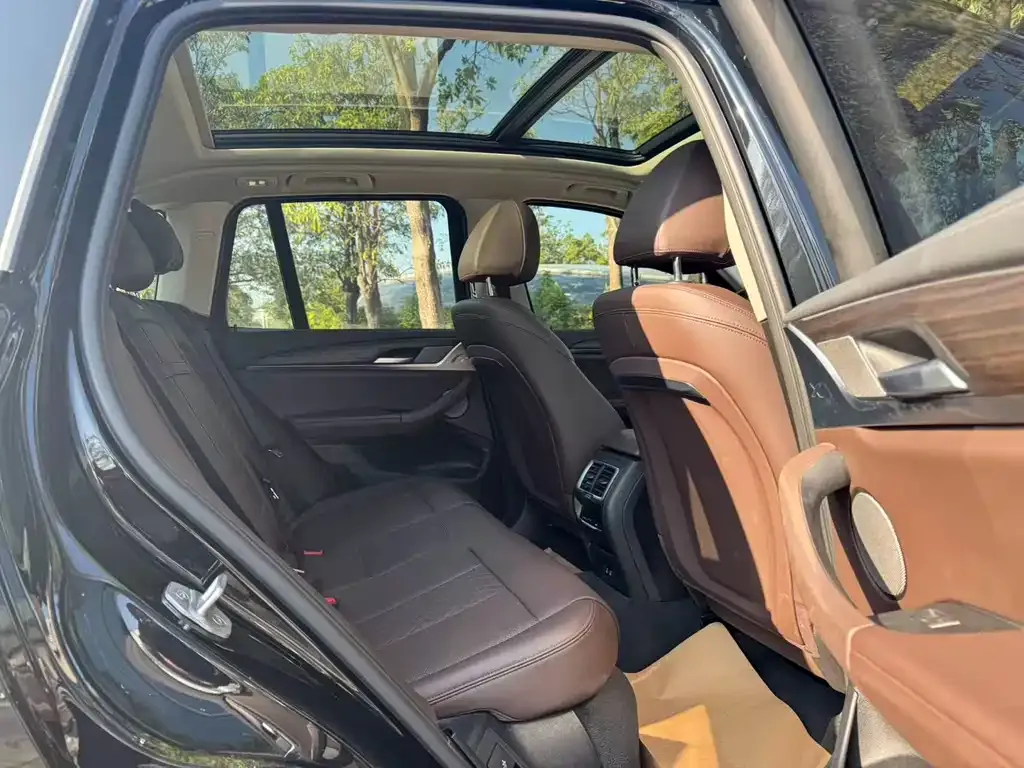 BMW X3 2022 из CN, фото 4