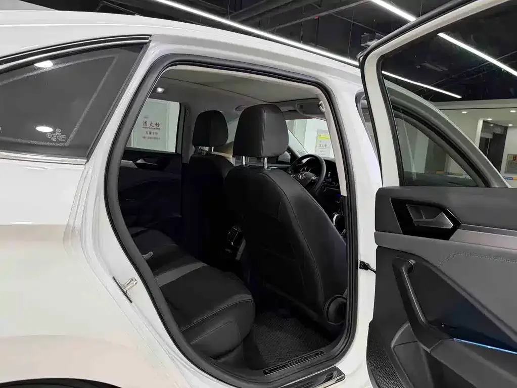 Volkswagen Sagitar 2021 из CN, фото 7