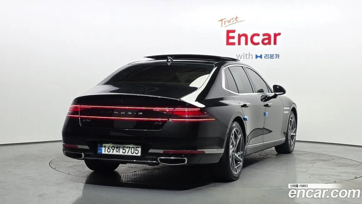 Genesis G90 2022 из KR, фото 2