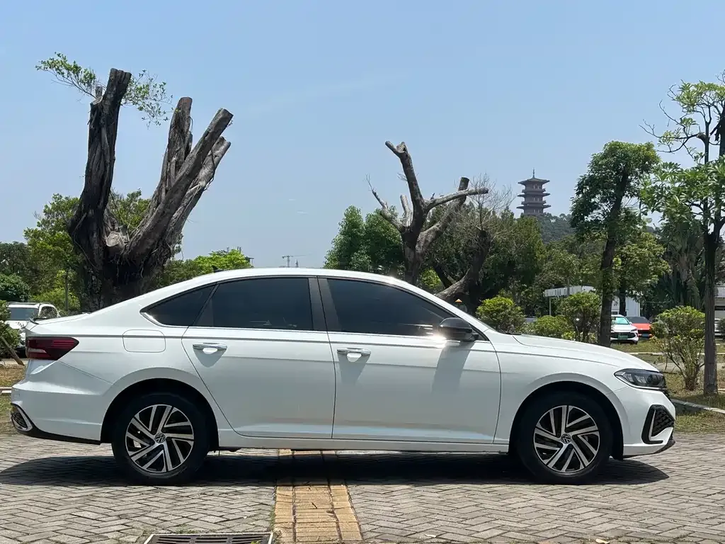 Volkswagen Lavida 2022 из CN, фото 5