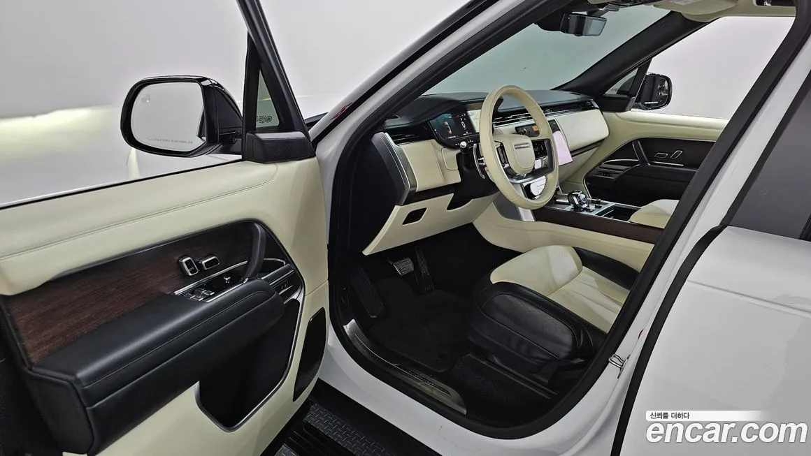 Land Rover Range Rover 2023 из KR, фото 2