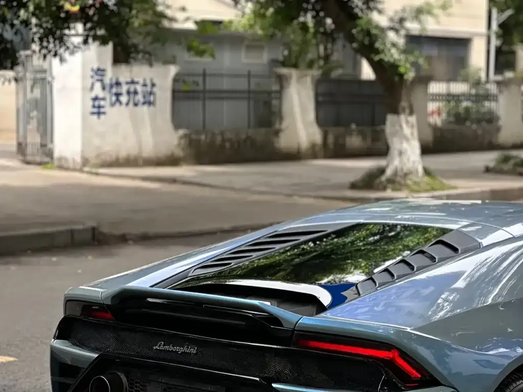 Lamborghini Huracan — фото 5