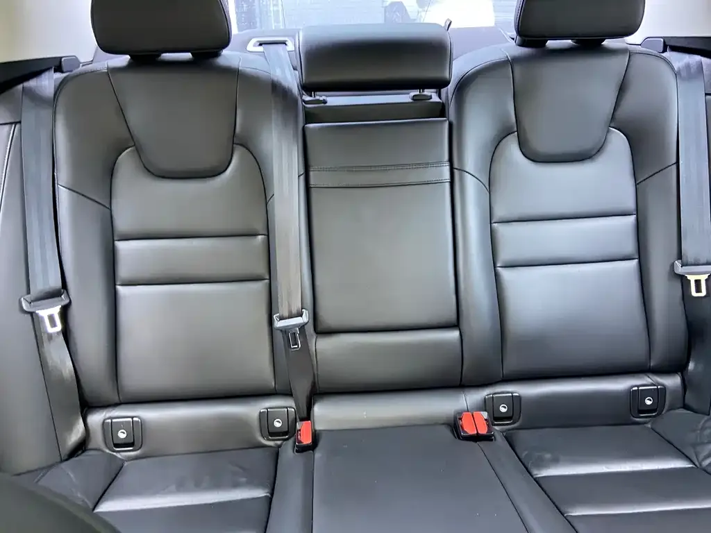 Volvo S60 2021 из CN, фото 2