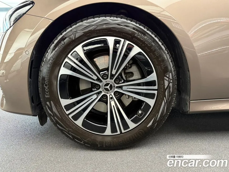 Mercedes-Benz E-Class 2025 из KR, фото 8