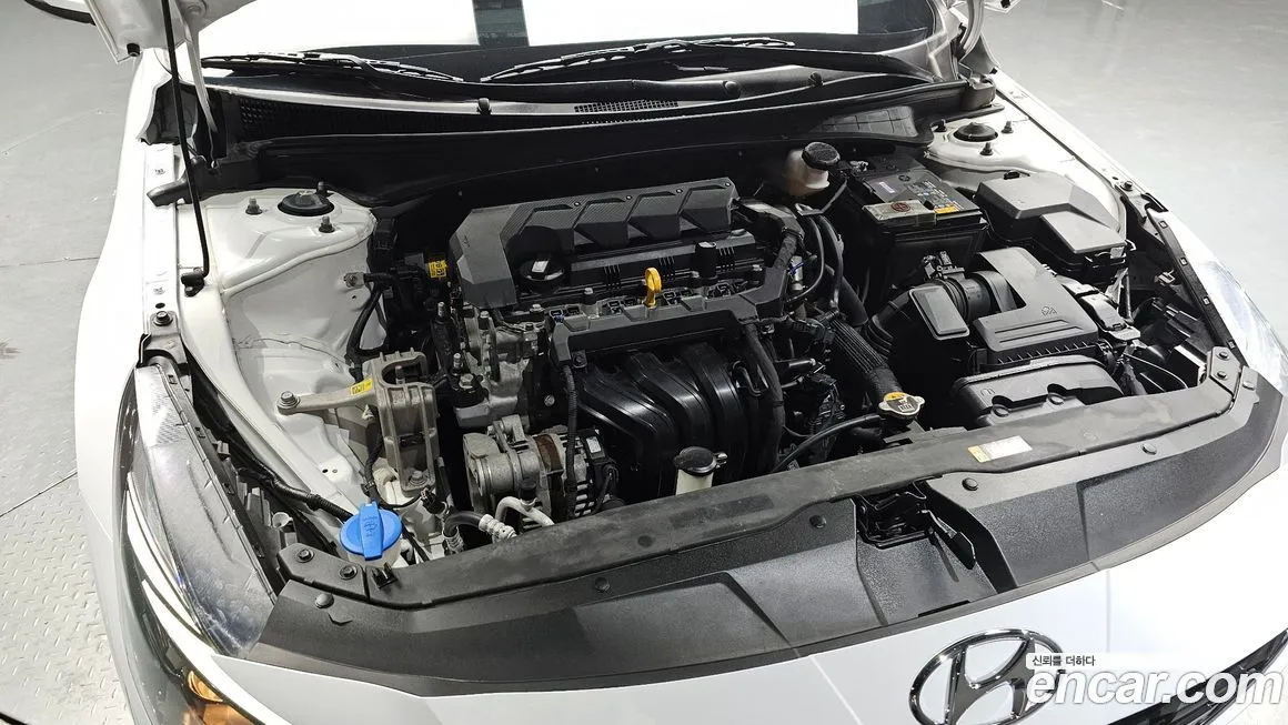 Hyundai AVANTE 2021 из KR, фото 10