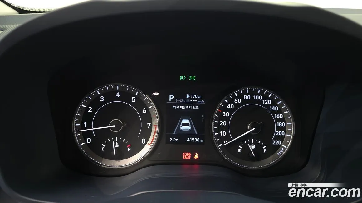 Hyundai Venue 2022 из KR, фото 2