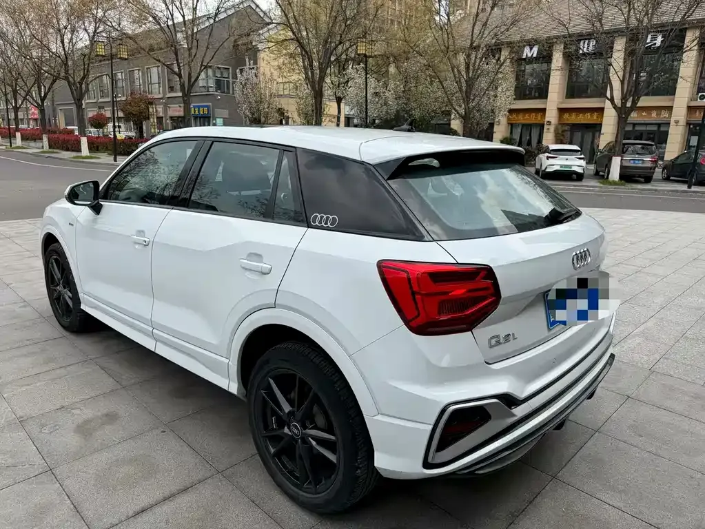 Audi Q2L 2023 из CN, фото 7