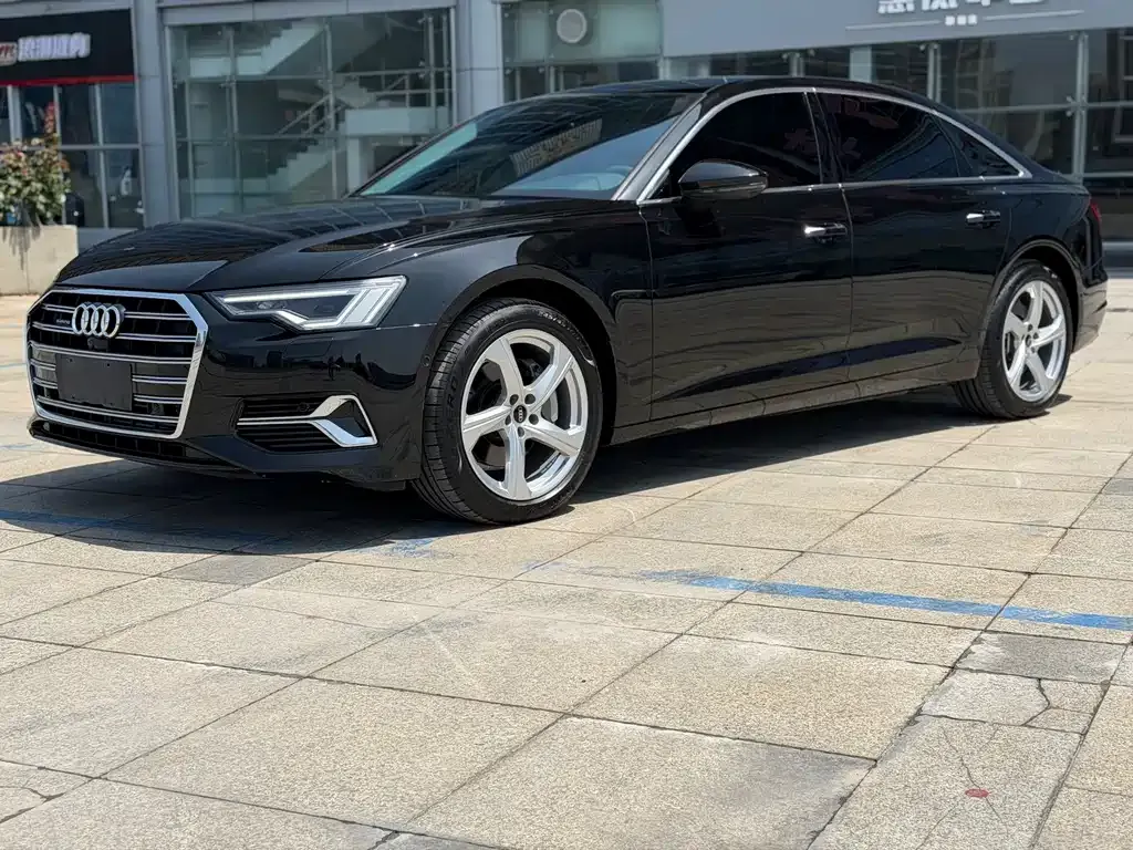 Audi A6L 2024 из CN, фото 1