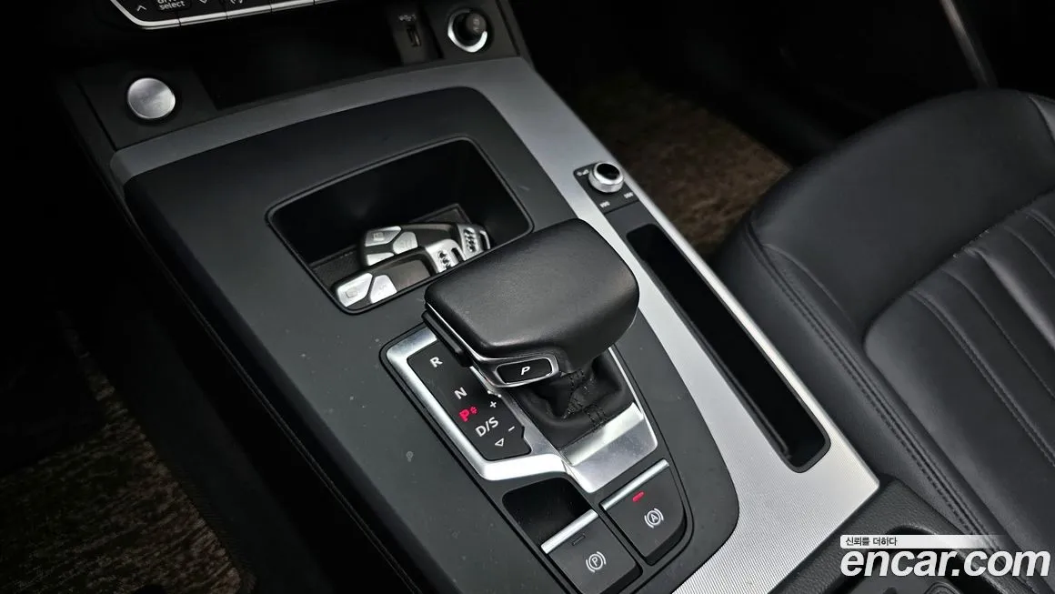 Audi Q5 2021 из KR, фото 6
