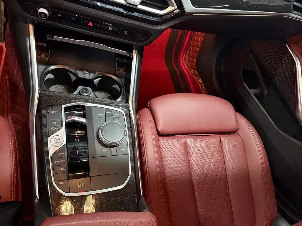 BMW 3 Series 2023 из CN, фото 6