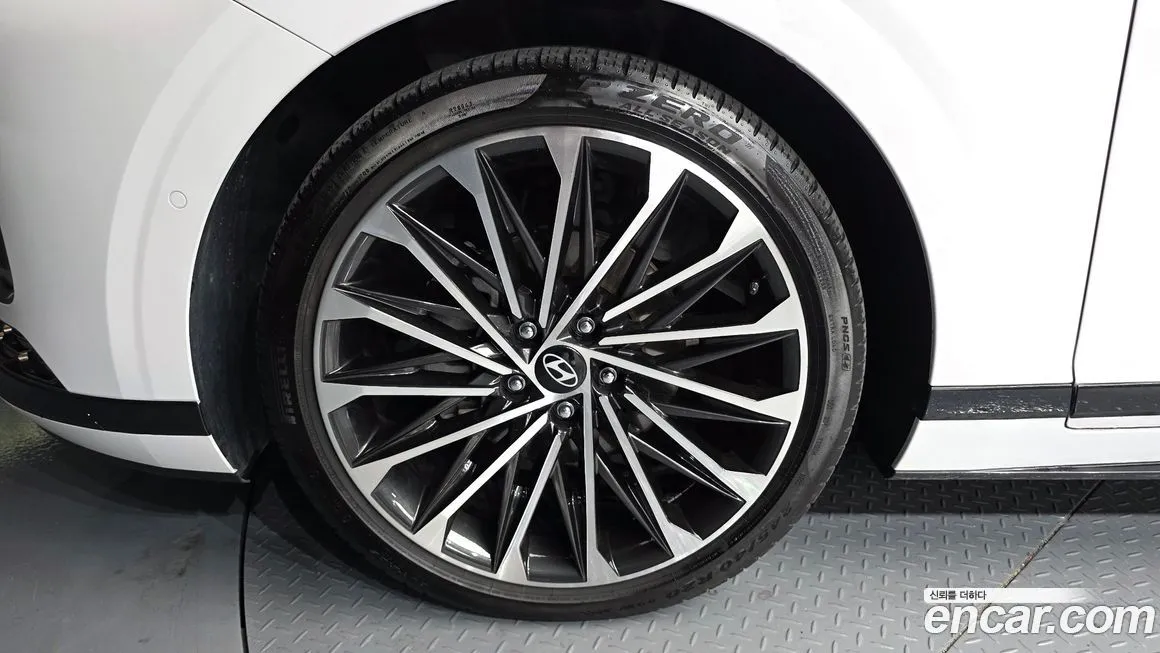 Hyundai Grandeur 2023 из KR, фото 10