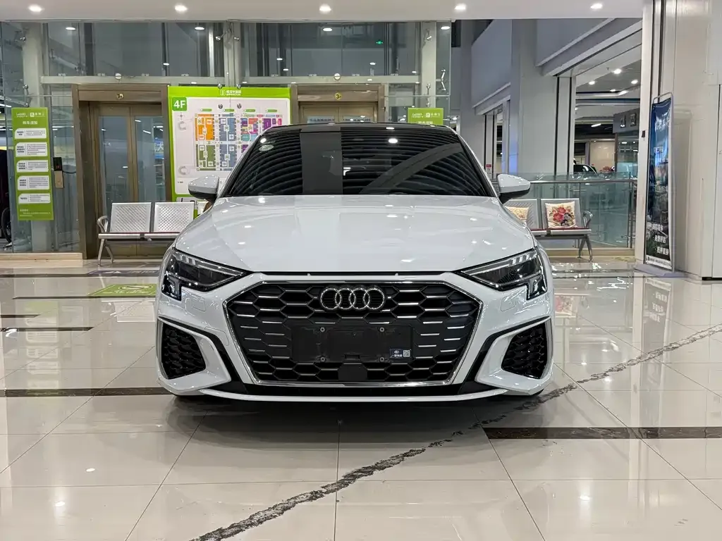 Audi A3 2021 из CN, фото 6
