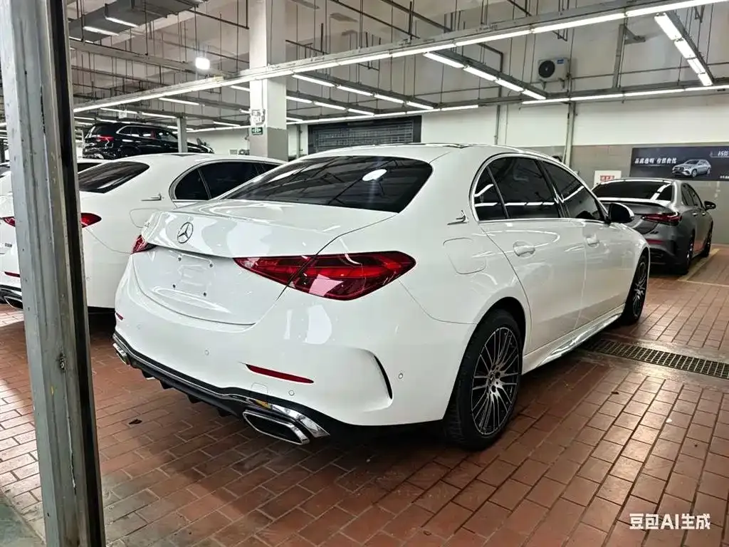 Mercedes-Benz C-Class 2024 из CN, фото 10