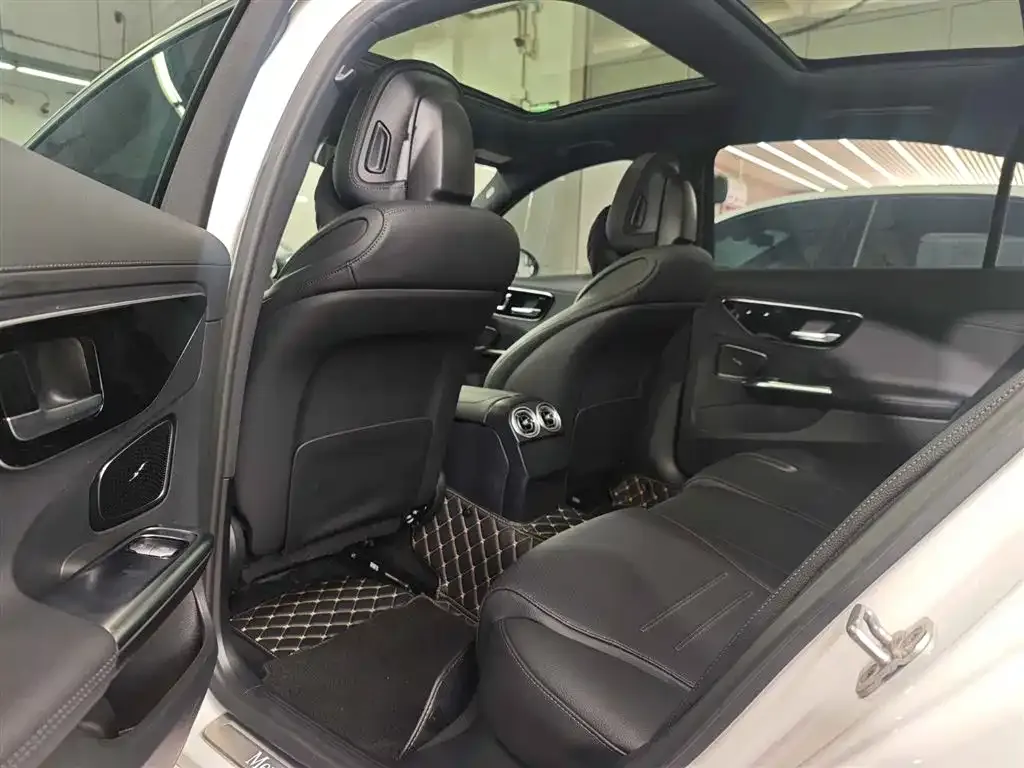 Mercedes-Benz C-Class 2024 из CN, фото 6
