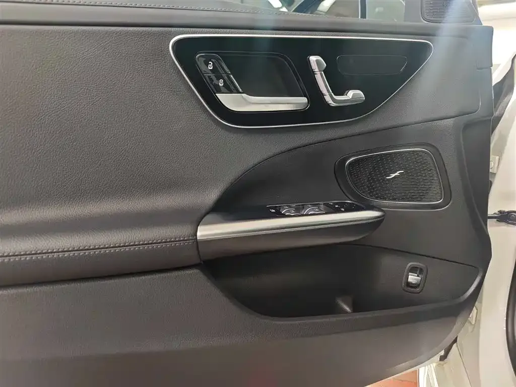 Mercedes-Benz C-Class 2024 из CN, фото 4