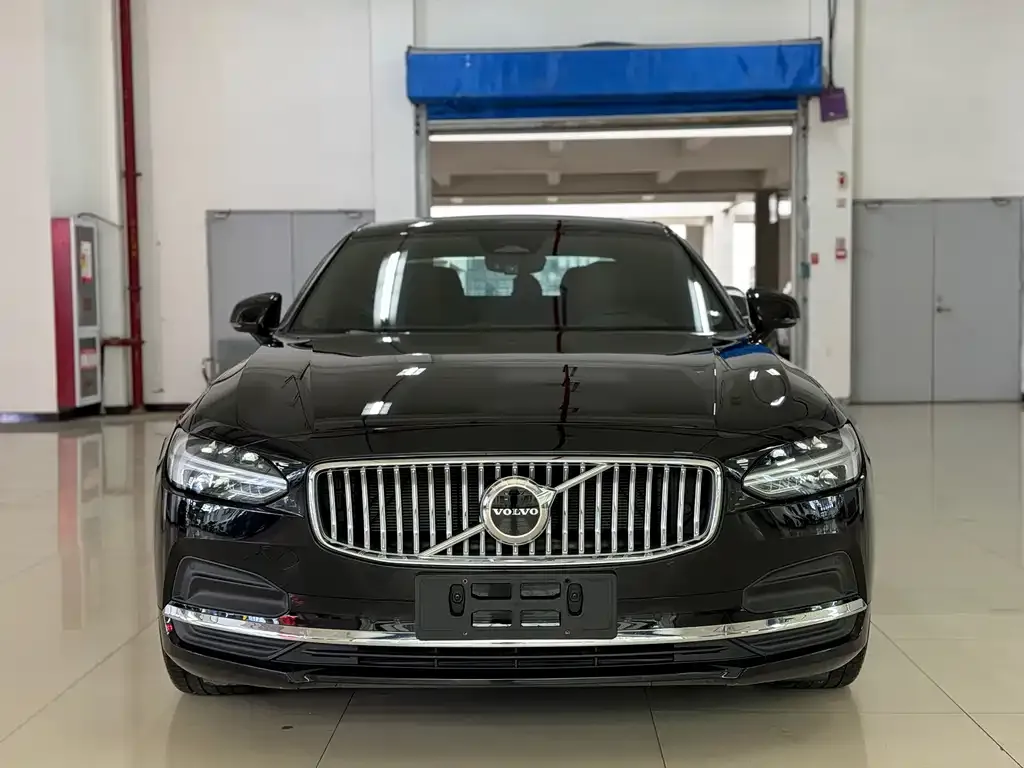 Volvo S90 2024 из CN, фото 8