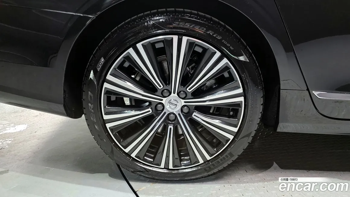Volvo S90 — фото 8
