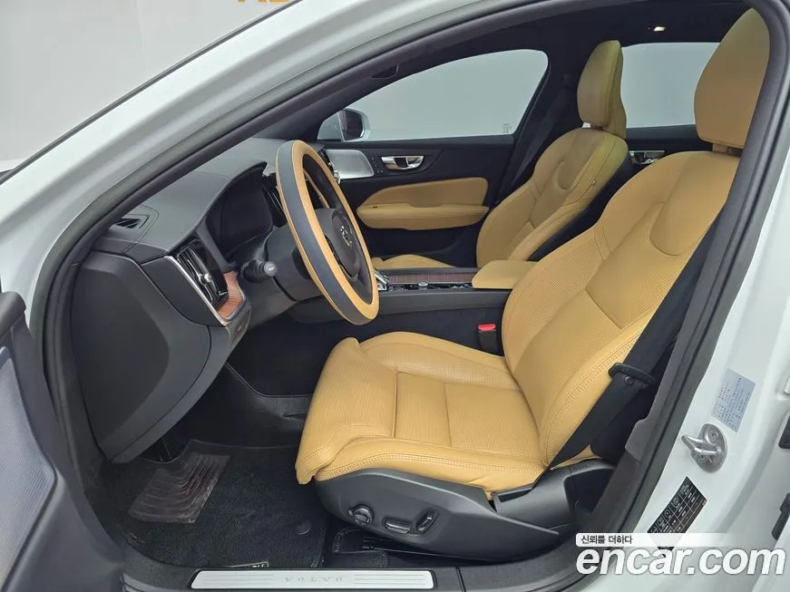 Volvo V60 2023 из KR, фото 9