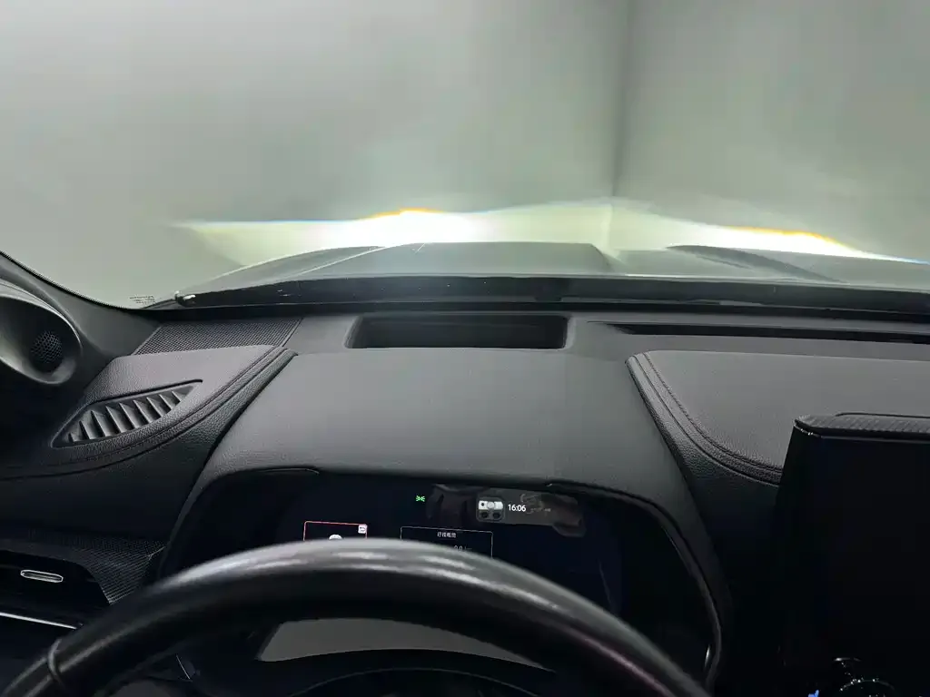 Toyota Crown Kluger 2021 из CN, фото 2