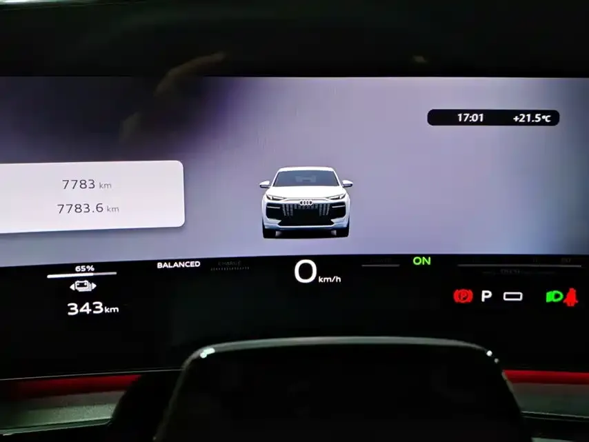 Audi Q6L Sportback e-tron 2025 из CN, фото 2