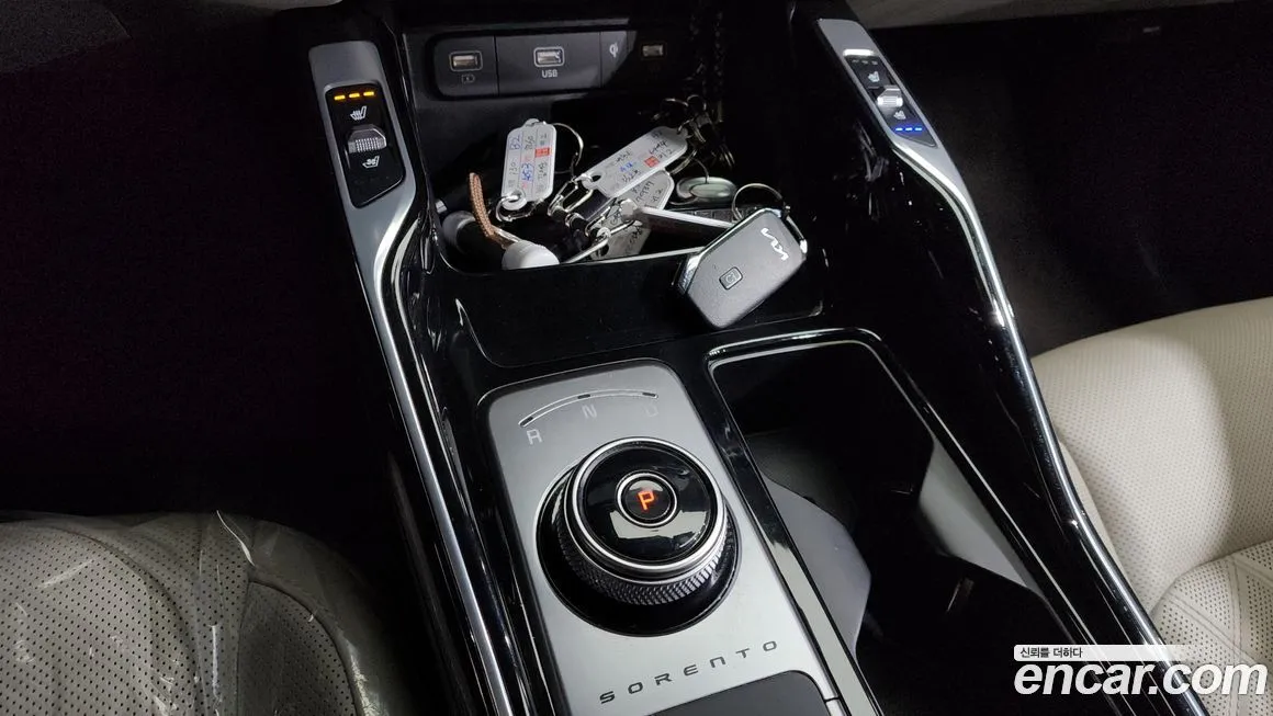 Kia Sorento — фото 7