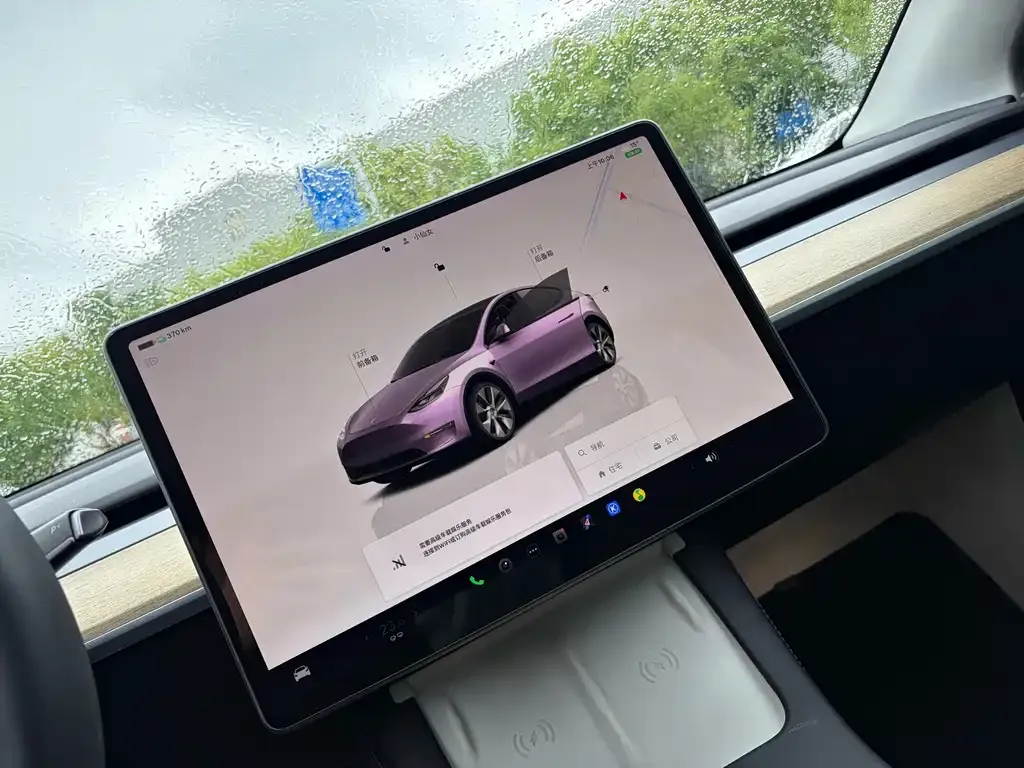 Tesla Model Y 2023 из CN, фото 3