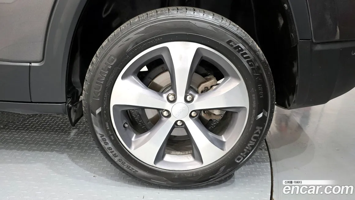 Jeep Cherokee 2021 из KR, фото 7