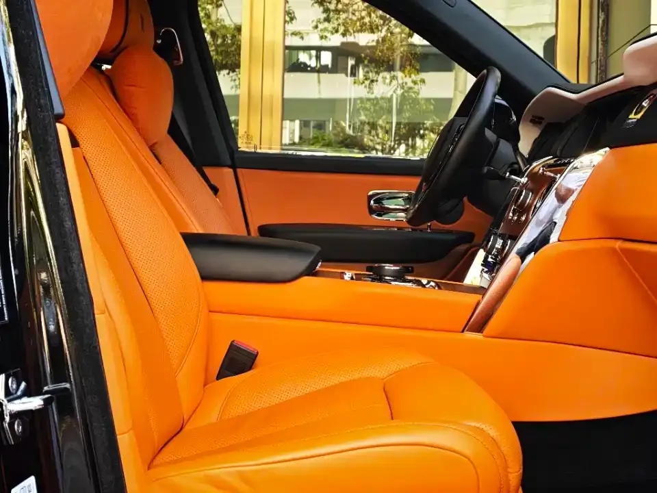 Rolls-Royce Cullinan 2021 из CN, фото 4