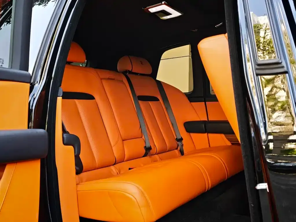 Rolls-Royce Cullinan 2021 из CN, фото 5