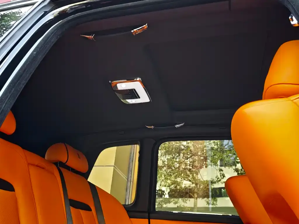 Rolls-Royce Cullinan 2021 из CN, фото 3