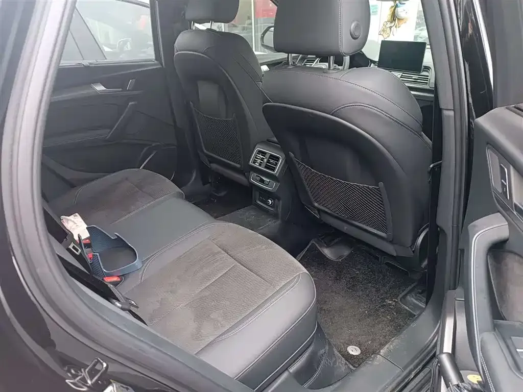 Audi Q5L Sportback 2024 из CN, фото 6