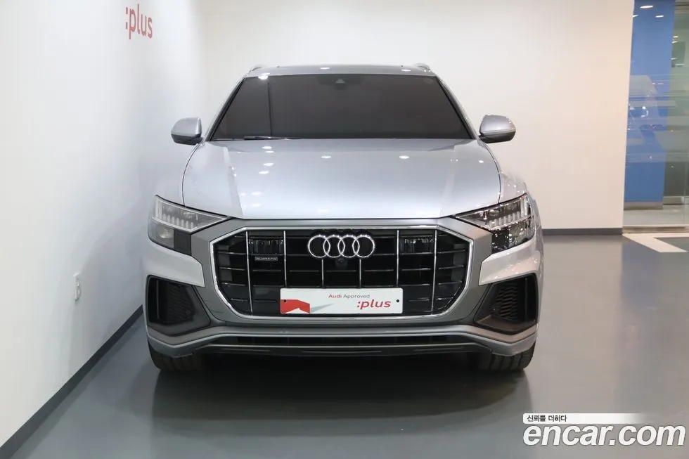 Audi Q8 — фото 5