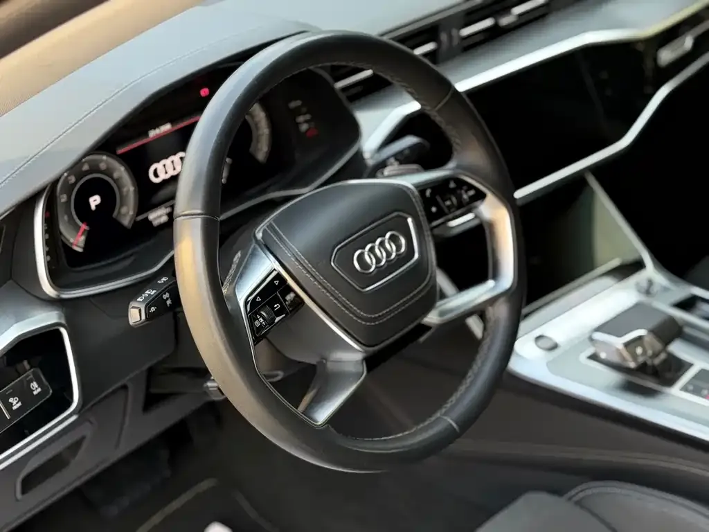 Audi A7L — фото 4