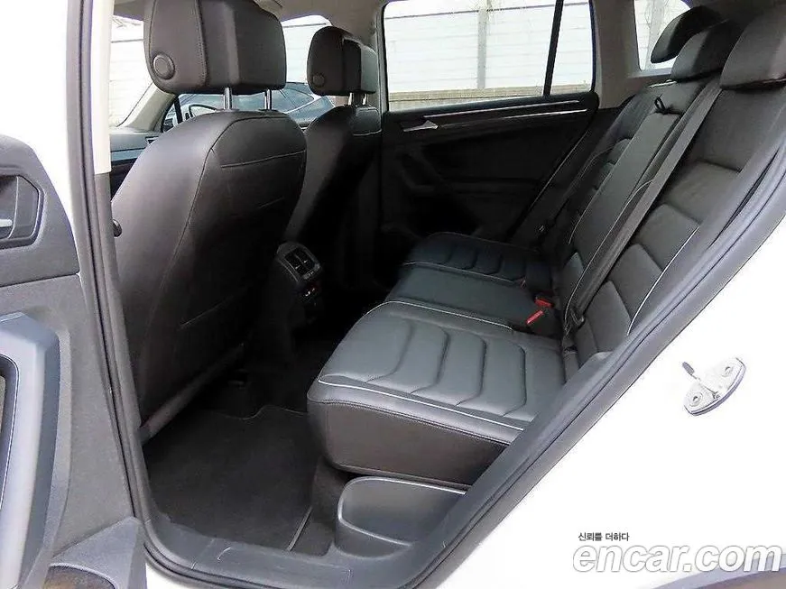 Volkswagen Tiguan 2022 из KR, фото 2