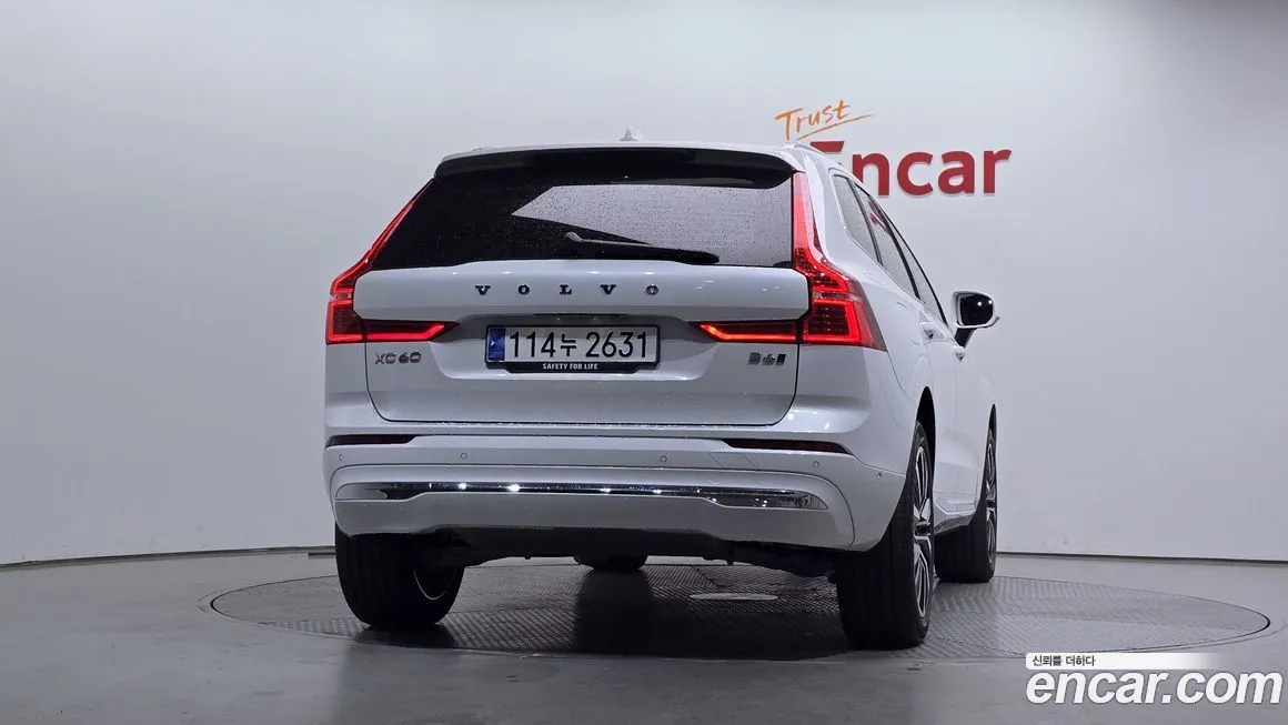 Volvo XC60 2024 из KR, фото 2