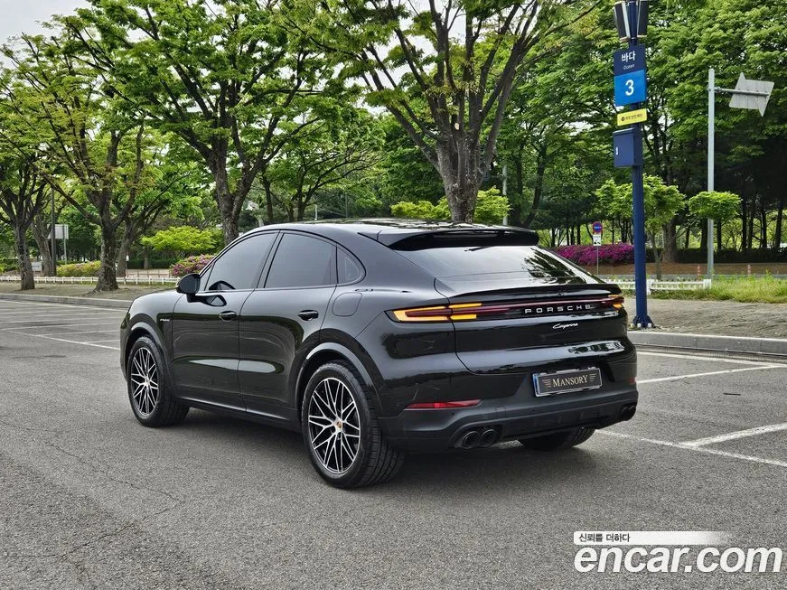 Porsche Cayenne 2025 из KR, фото 10