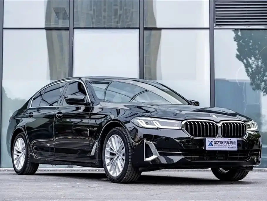 BMW 5 Series — фото 10