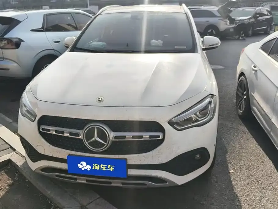 Mercedes-Benz GLA — фото 8