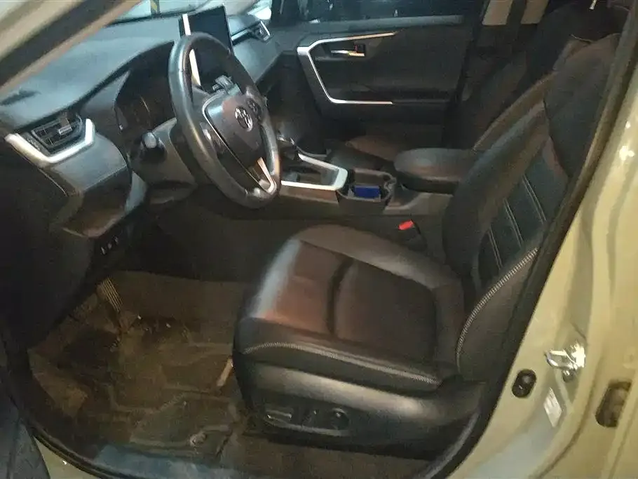 Toyota RAV4 2022 из CN, фото 5