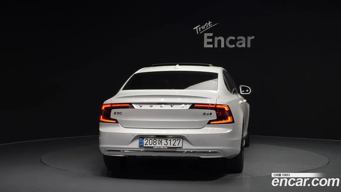 Volvo S90 — фото 5