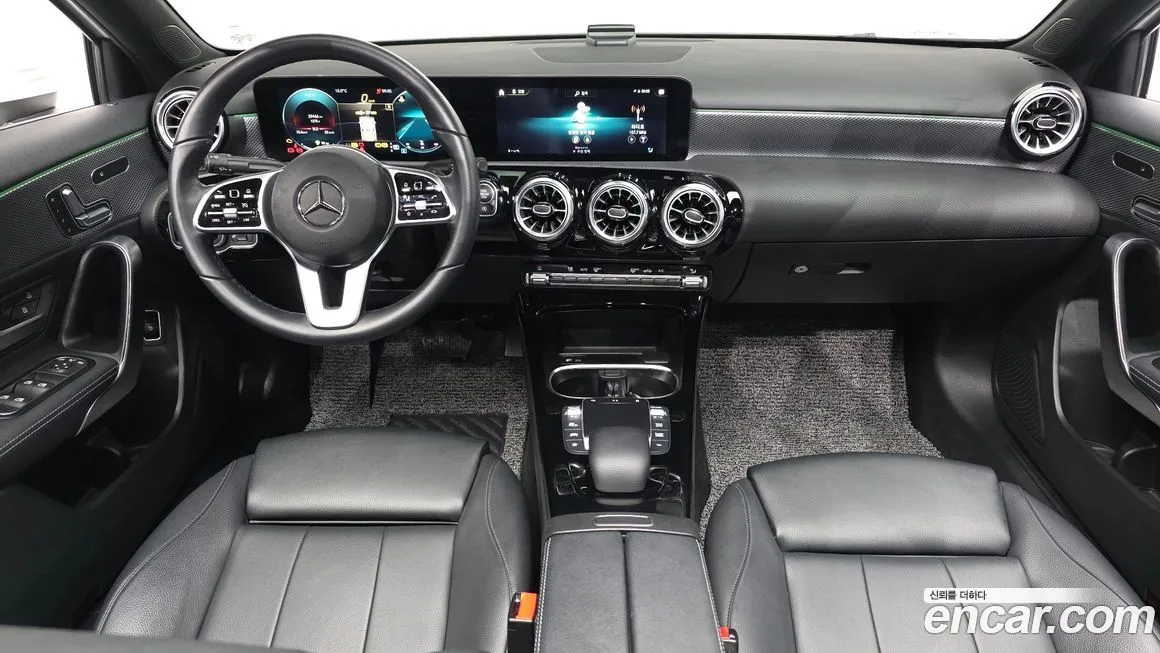 Mercedes-Benz A-Class — фото 10