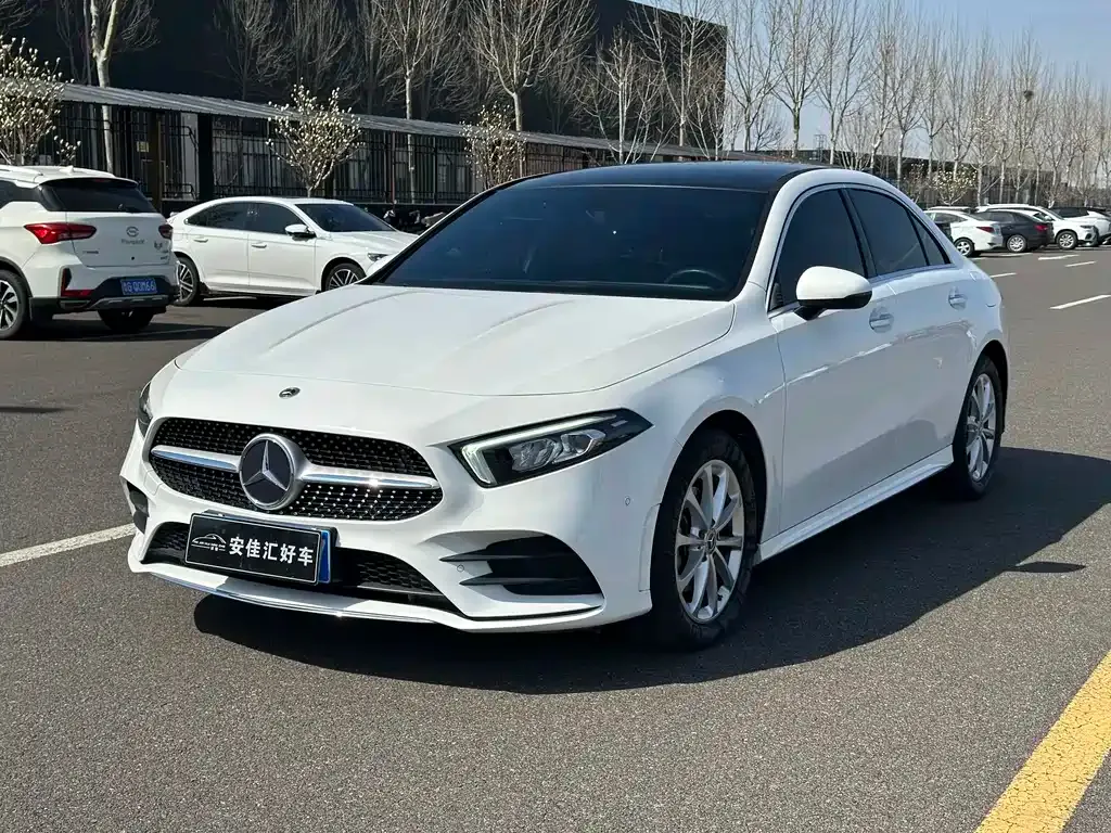 Mercedes-Benz A-Class — фото 1