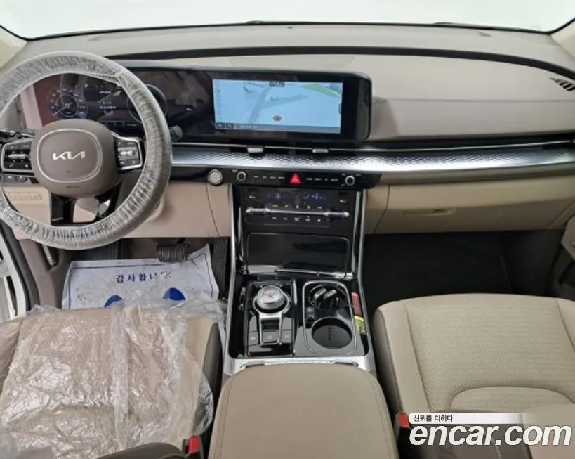 Kia Carnival — фото 10