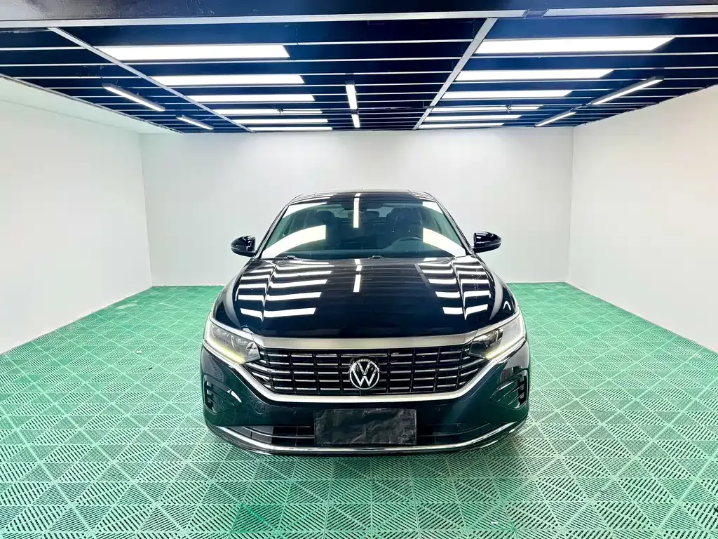 Volkswagen Passat — фото 8