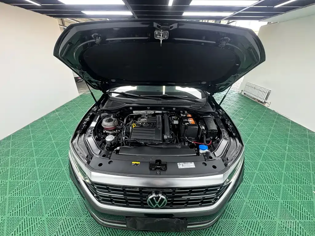 Volkswagen Passat — фото 3