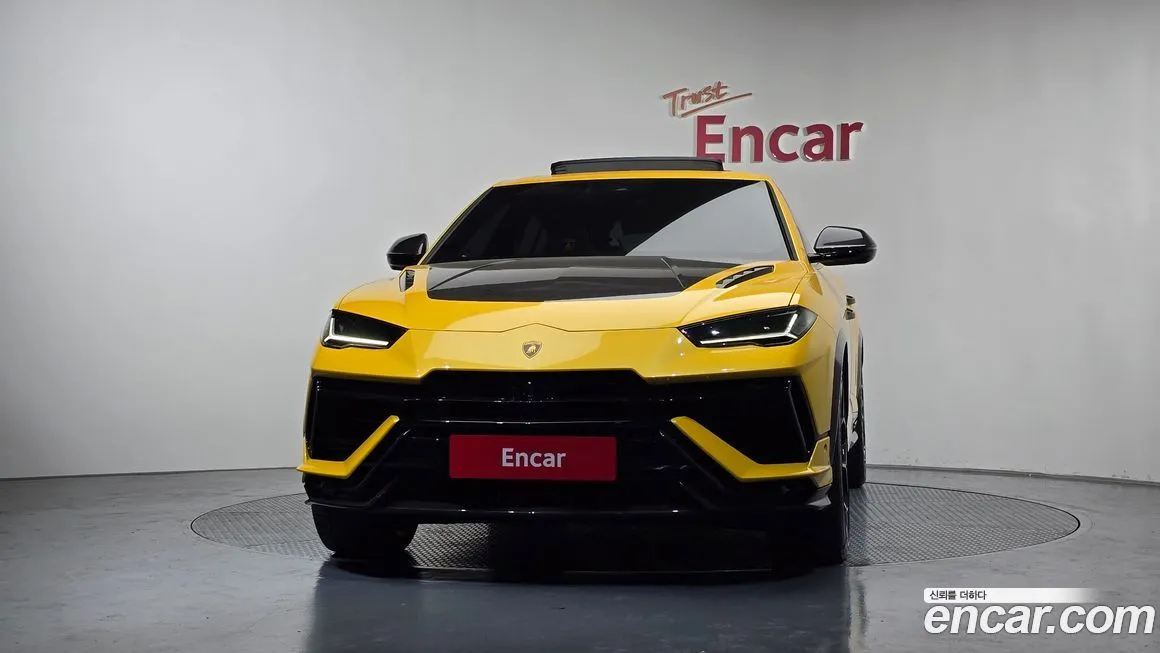 Lamborghini Urus 2024 из KR, фото 2