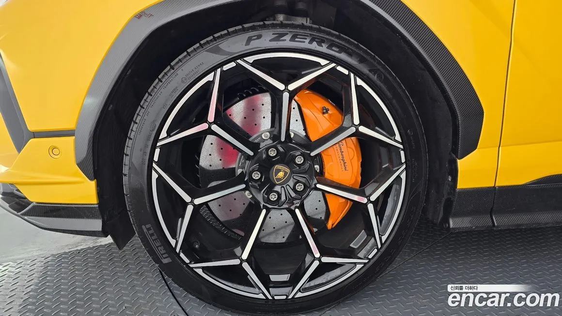 Lamborghini Urus 2024 из KR, фото 6