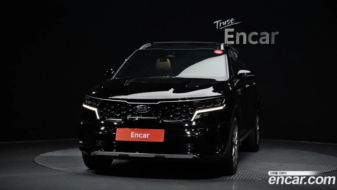 Kia Sorento — фото 6