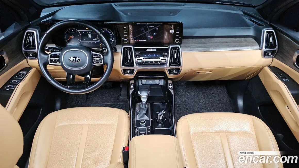 Kia Sorento — фото 8